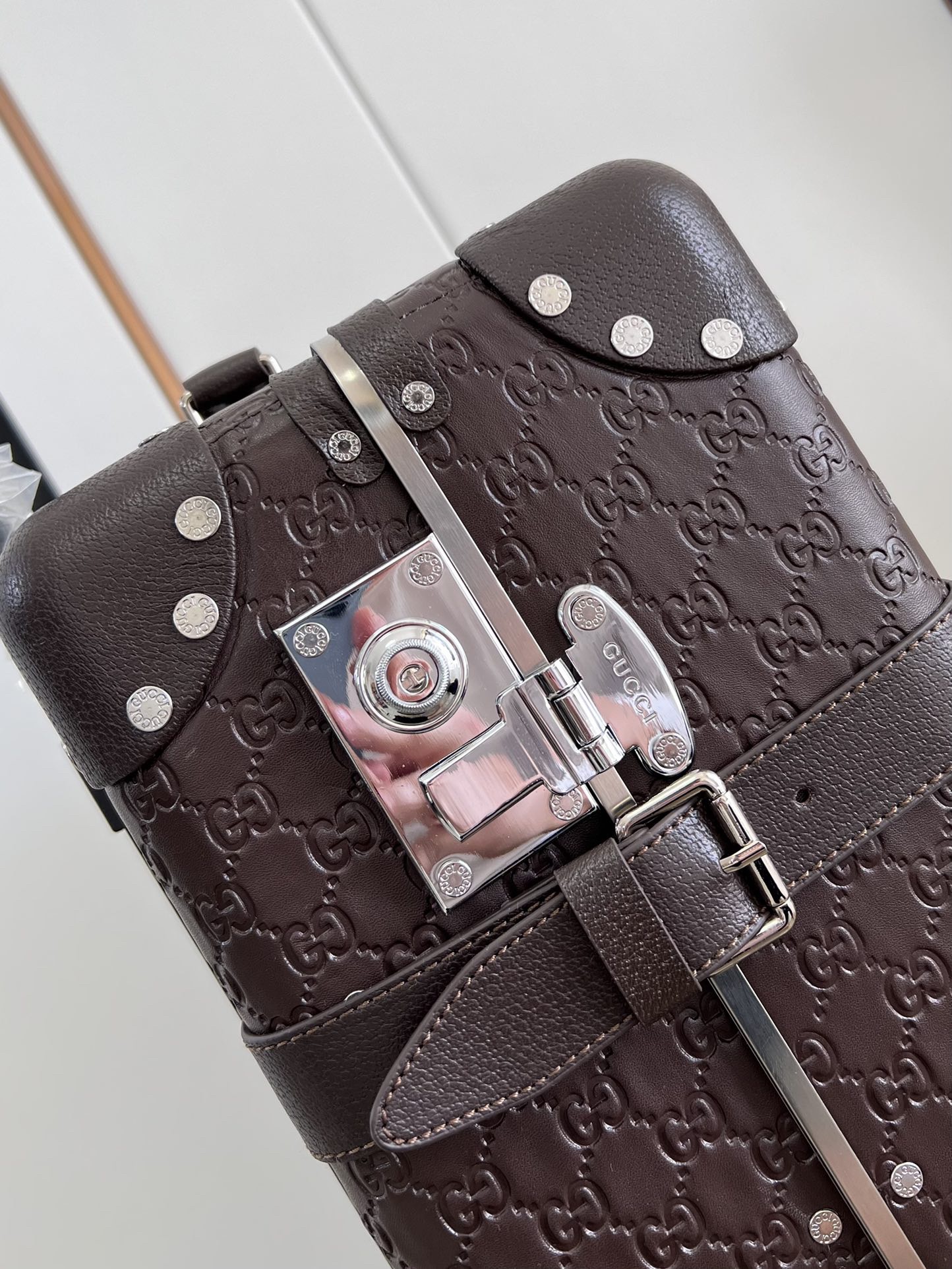 Gvc*1 suitcase/trolley case F906 retro size 20 inches