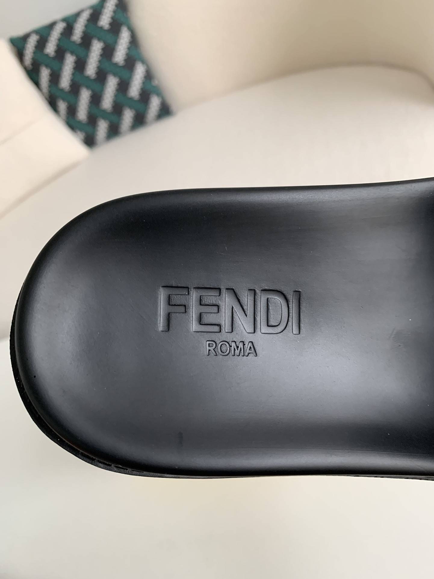 F**di slippers