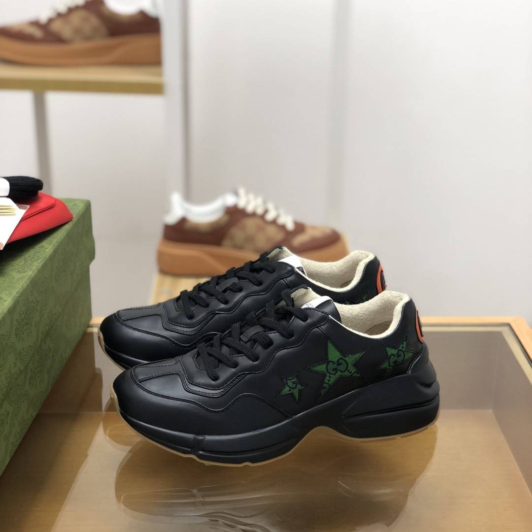 GU*IRetro Clunky Sneaker