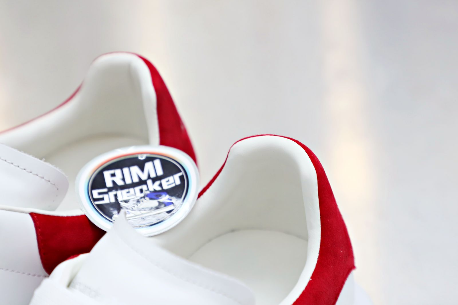 ALXNDER MC Mcqv*en WHITE SMOOTH CALF LEATHER RED SUEDE