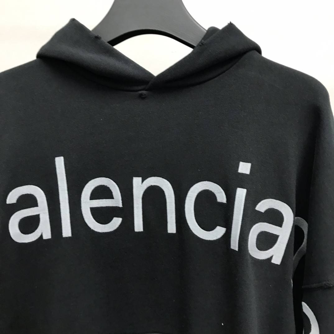 Ba1en*iaga lettered hooded sweatshirt