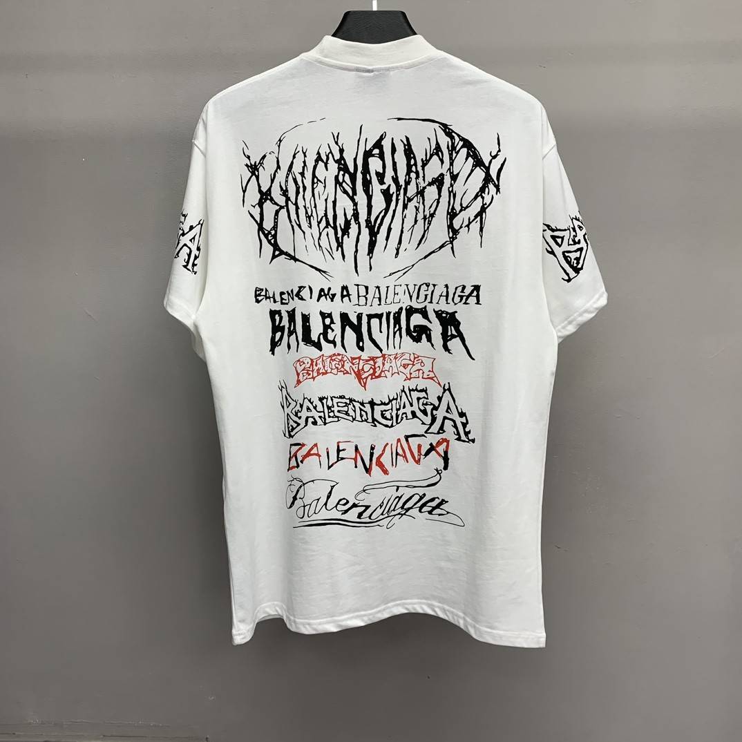 Ba1en*iaga doodle year of the Dragon Alphabet T-shirt