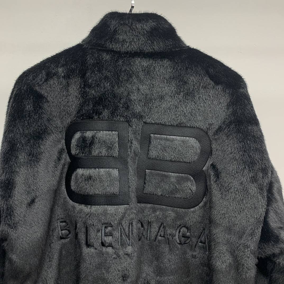 Ba1en*iaga embroidered fur jacket