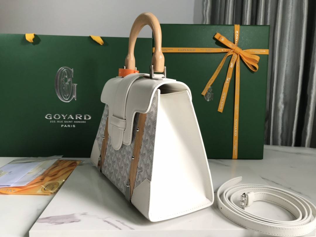 G09ard Saigon PM small bag, top quality! Size: 28 * 20 * 12cm