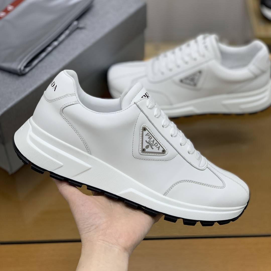 P*DA Sneakers