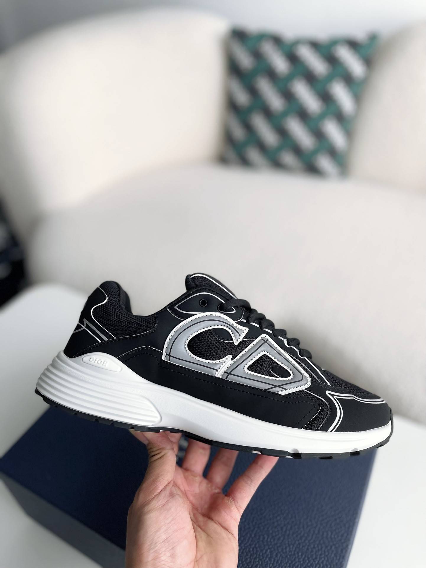 D*OR B30 New Sneaker