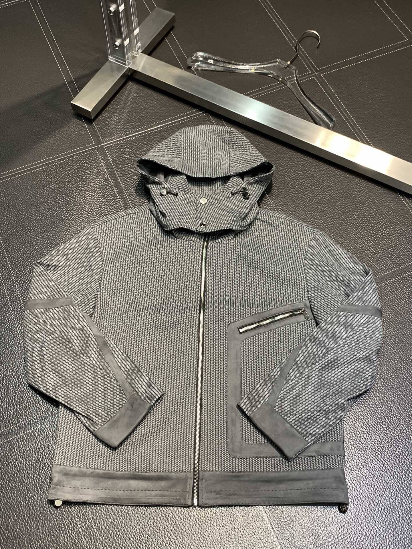 H**me5 hooded stand-collar knitted jacket