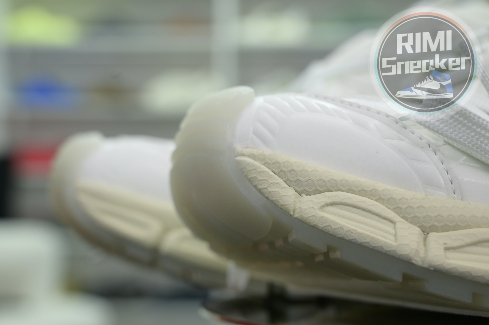 Ba1en*iaga PHANTOM SNEAKER