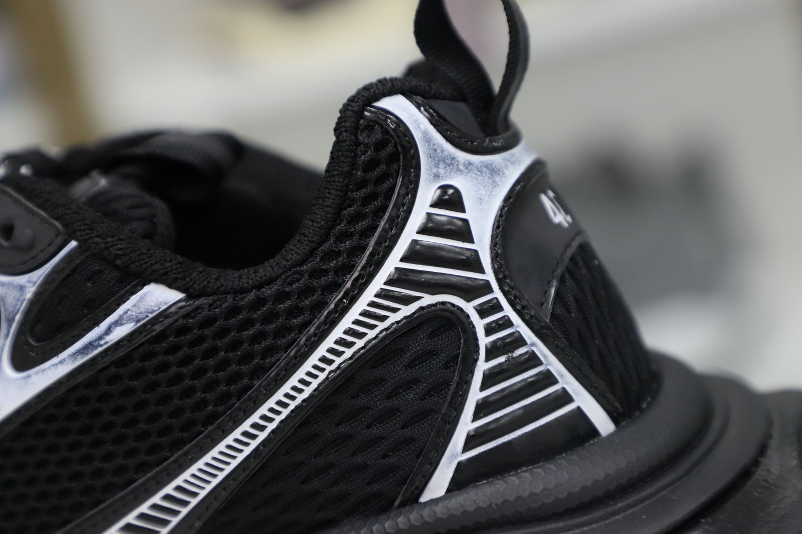 Ba1en*iaga PHANTOM SNEAKER