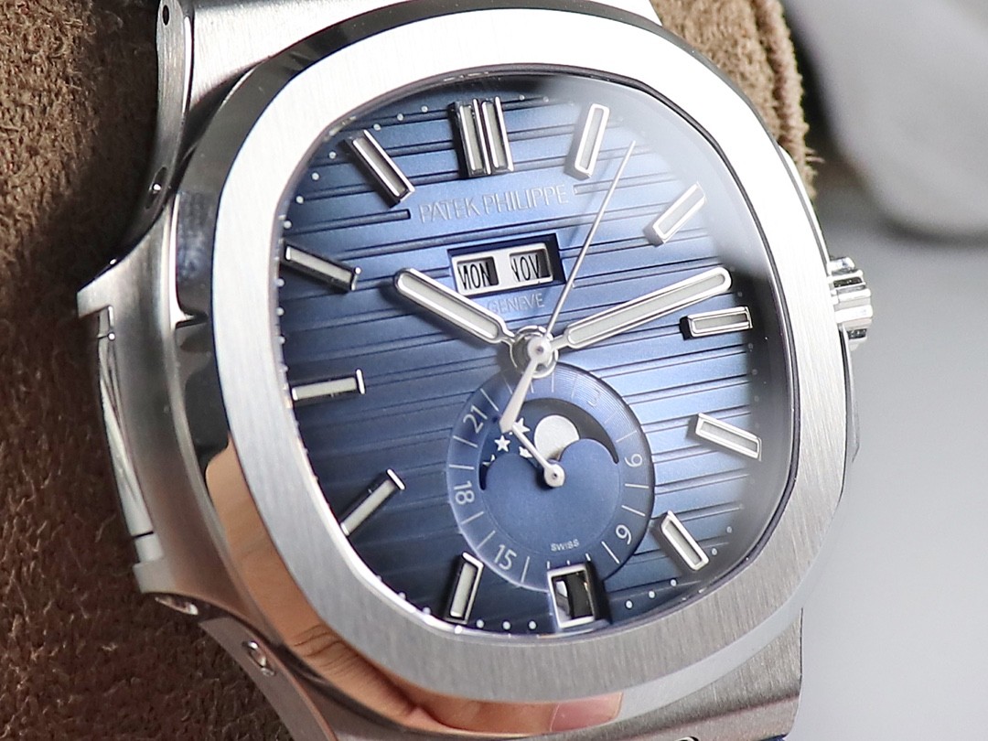 Pat*k Phi1i*pe 5726 series watch