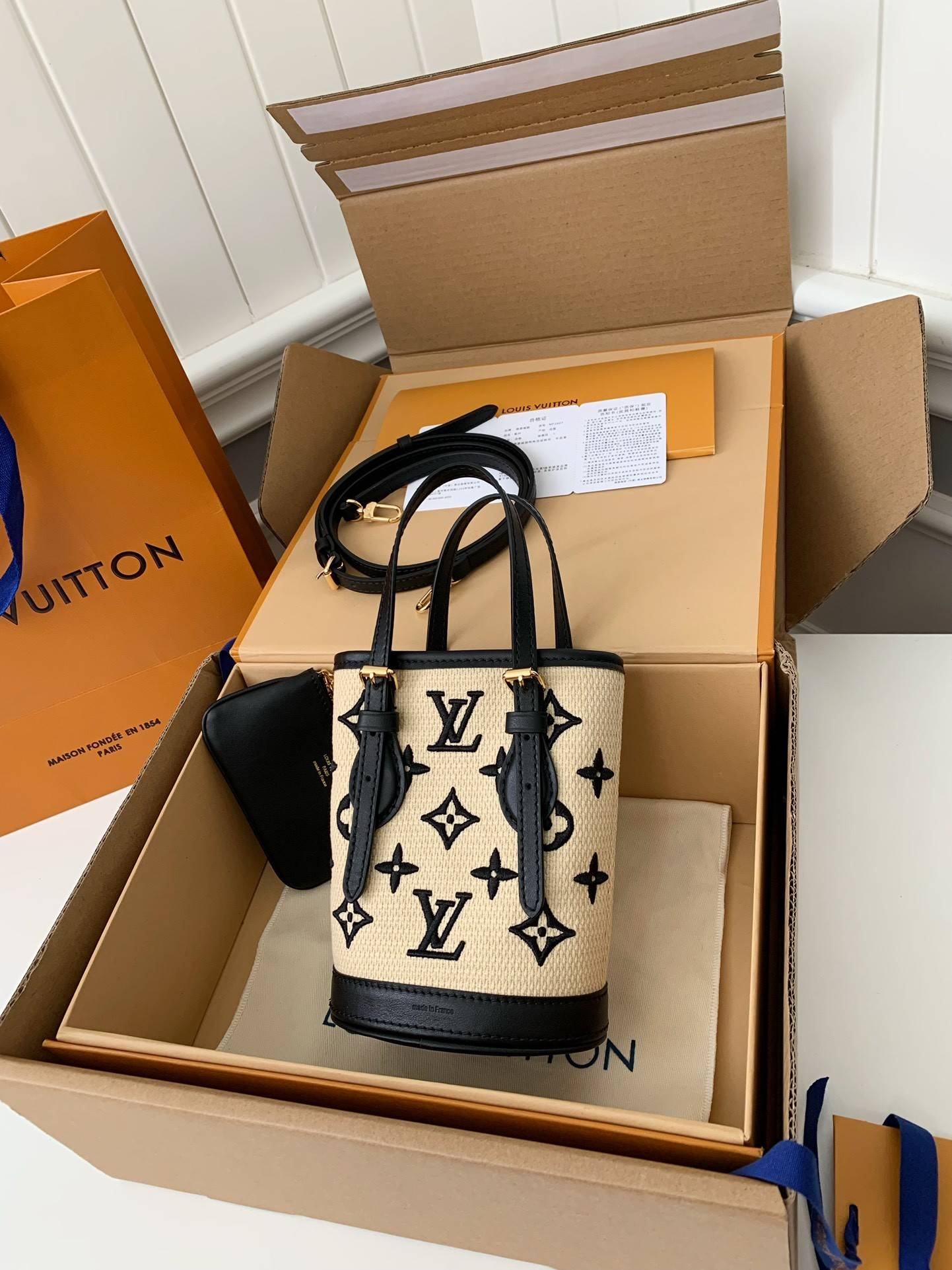 L*V New Lafite Cotton Embroidered NANO BUCKET Handbag M82418 Size: 13 * 17 * 9cm