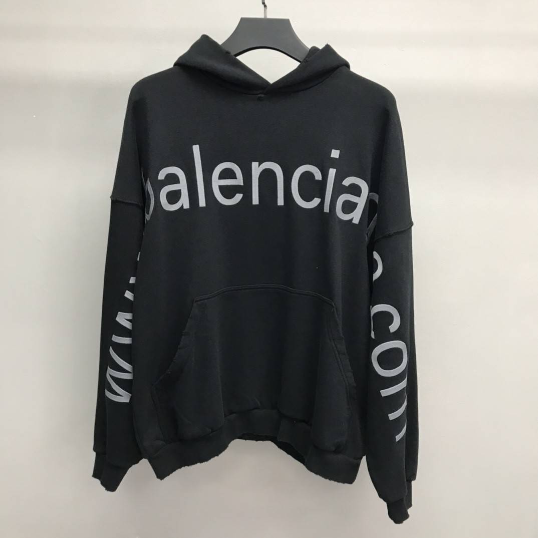 Ba1en*iaga lettered hooded sweatshirt