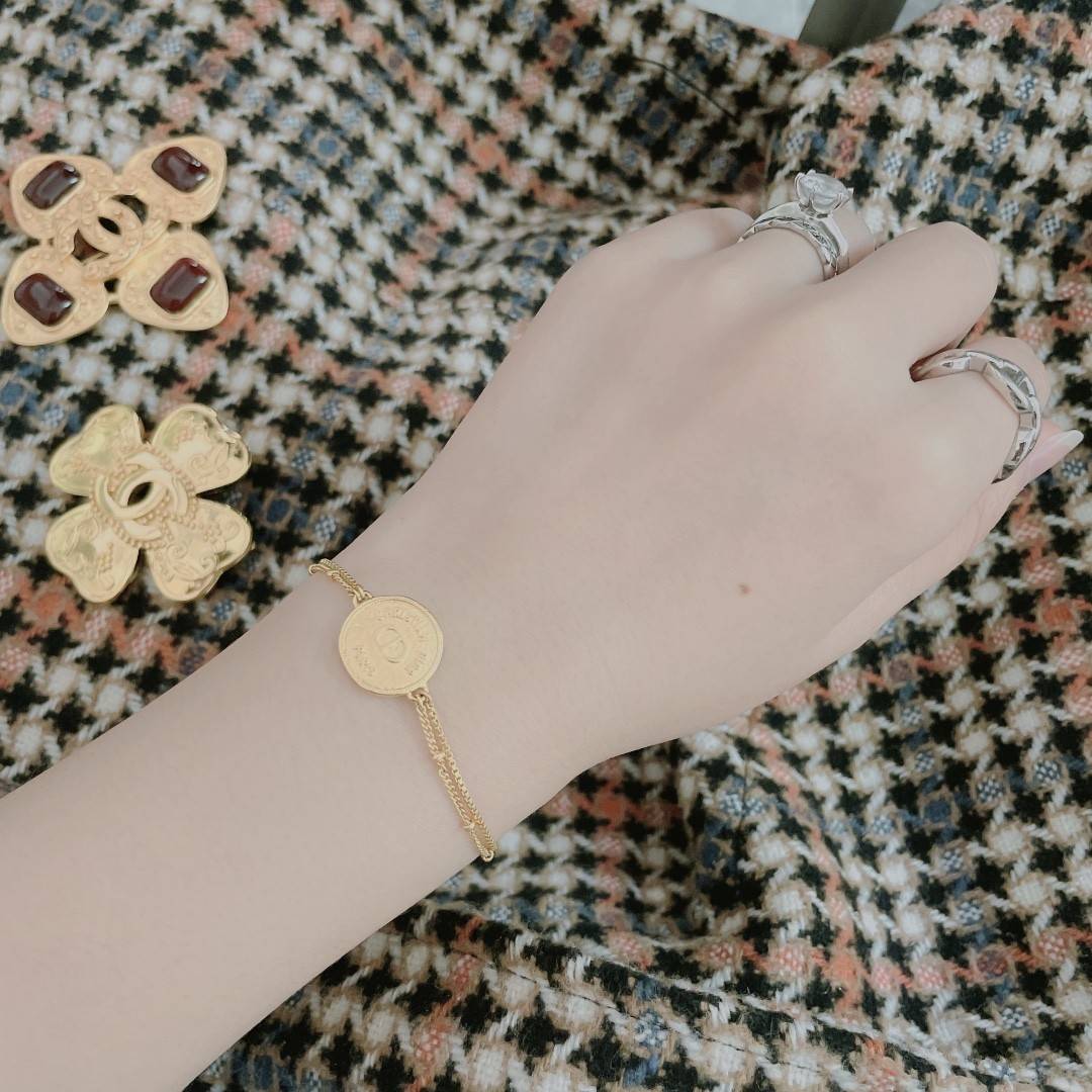 D10r bracelet