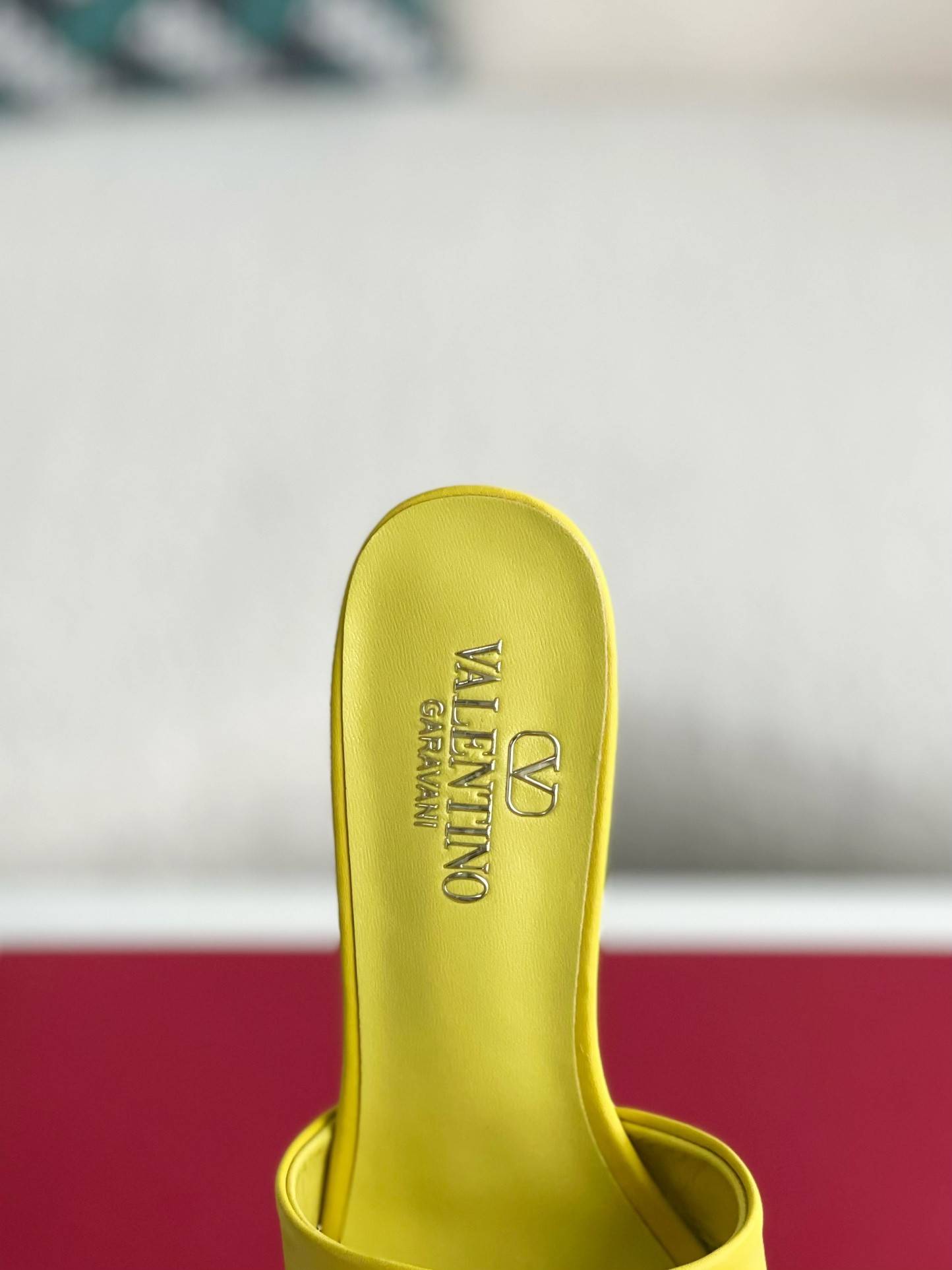 Va1e*ntin0 Summer high-heeled sandals