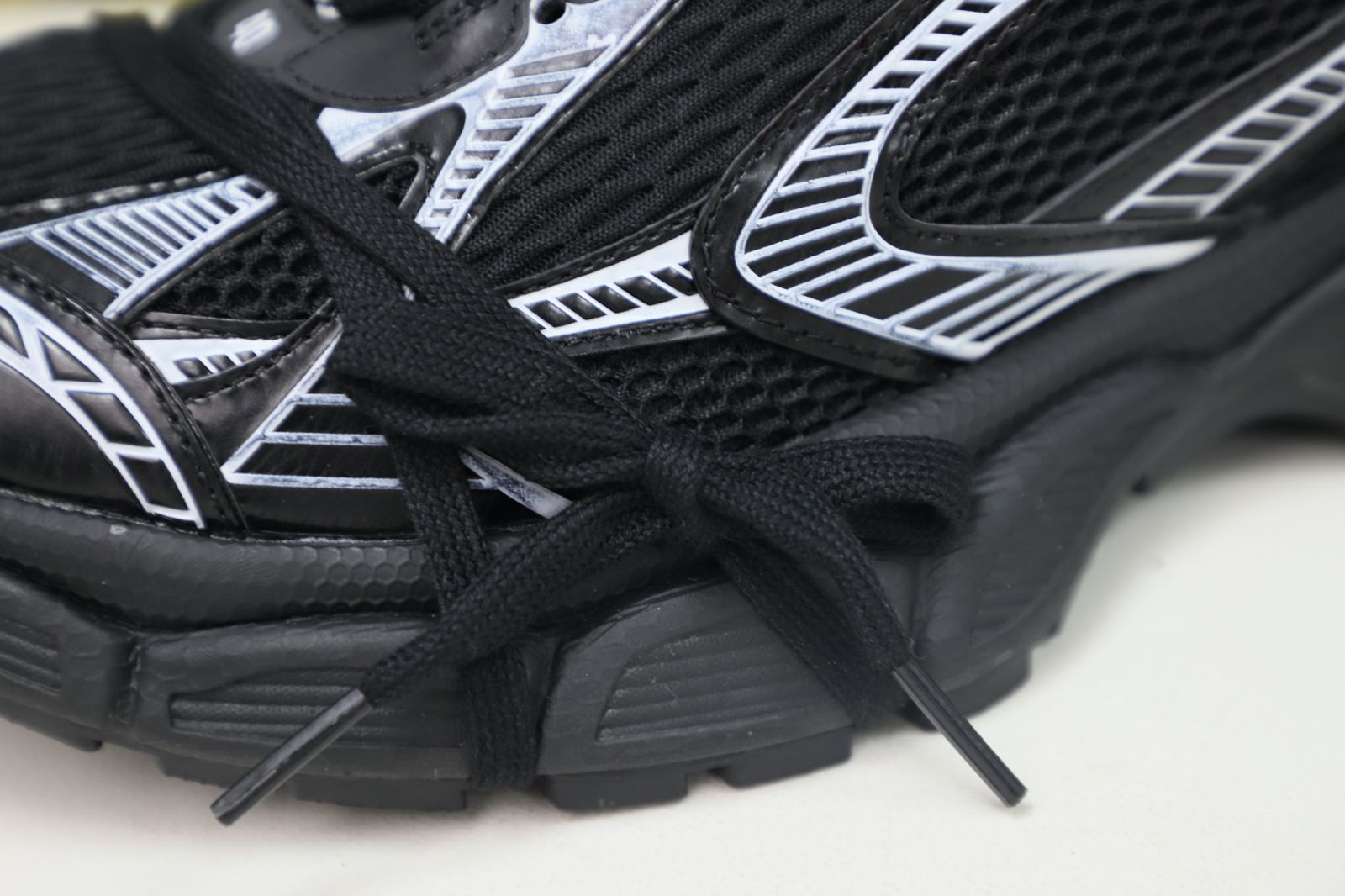 Ba1en*iaga PHANTOM SNEAKER
