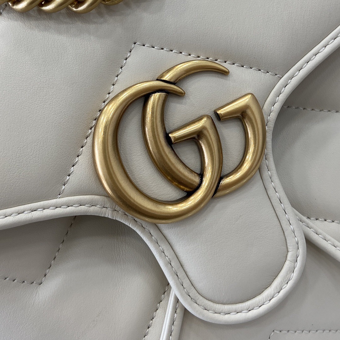 Gvc*1 Marmont Series Mini Backpack Model: 777253 Size: 20*19*11cm