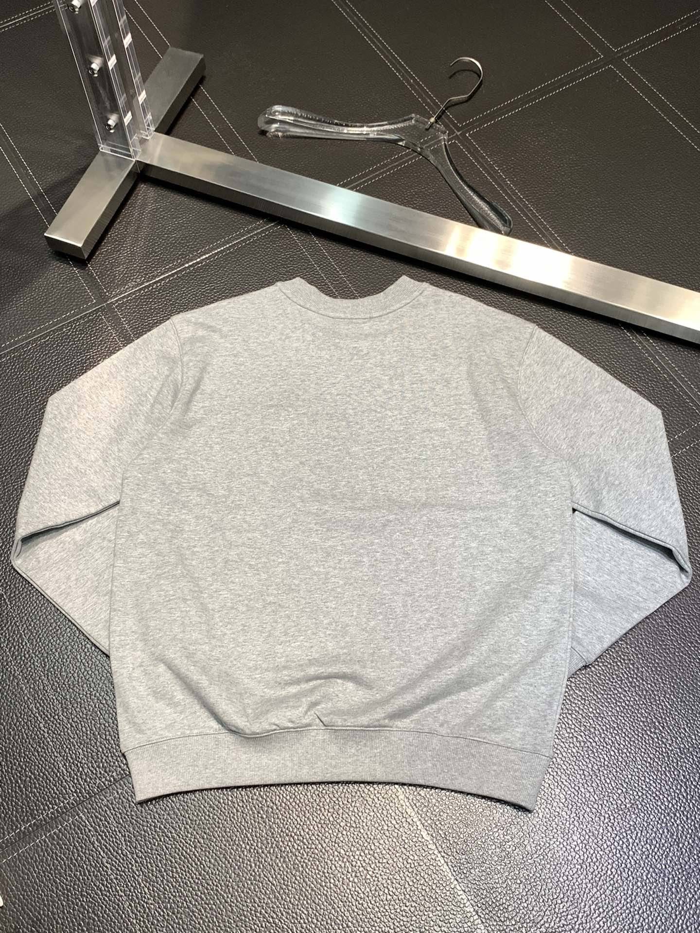 Pra*a casual sweatshirt