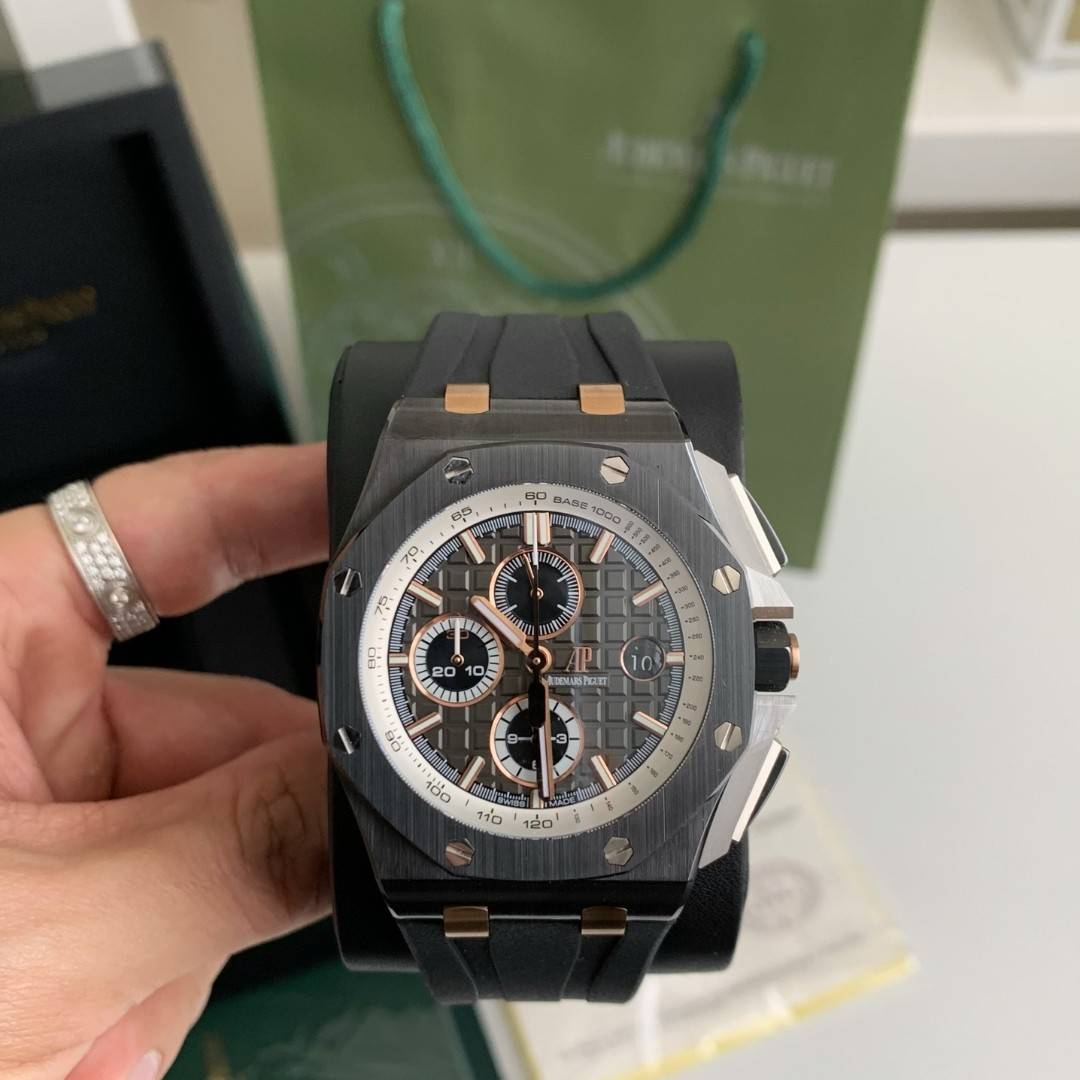 Audemars P1g*et Royal Oak Series 2017 New Men's Watch 44MM