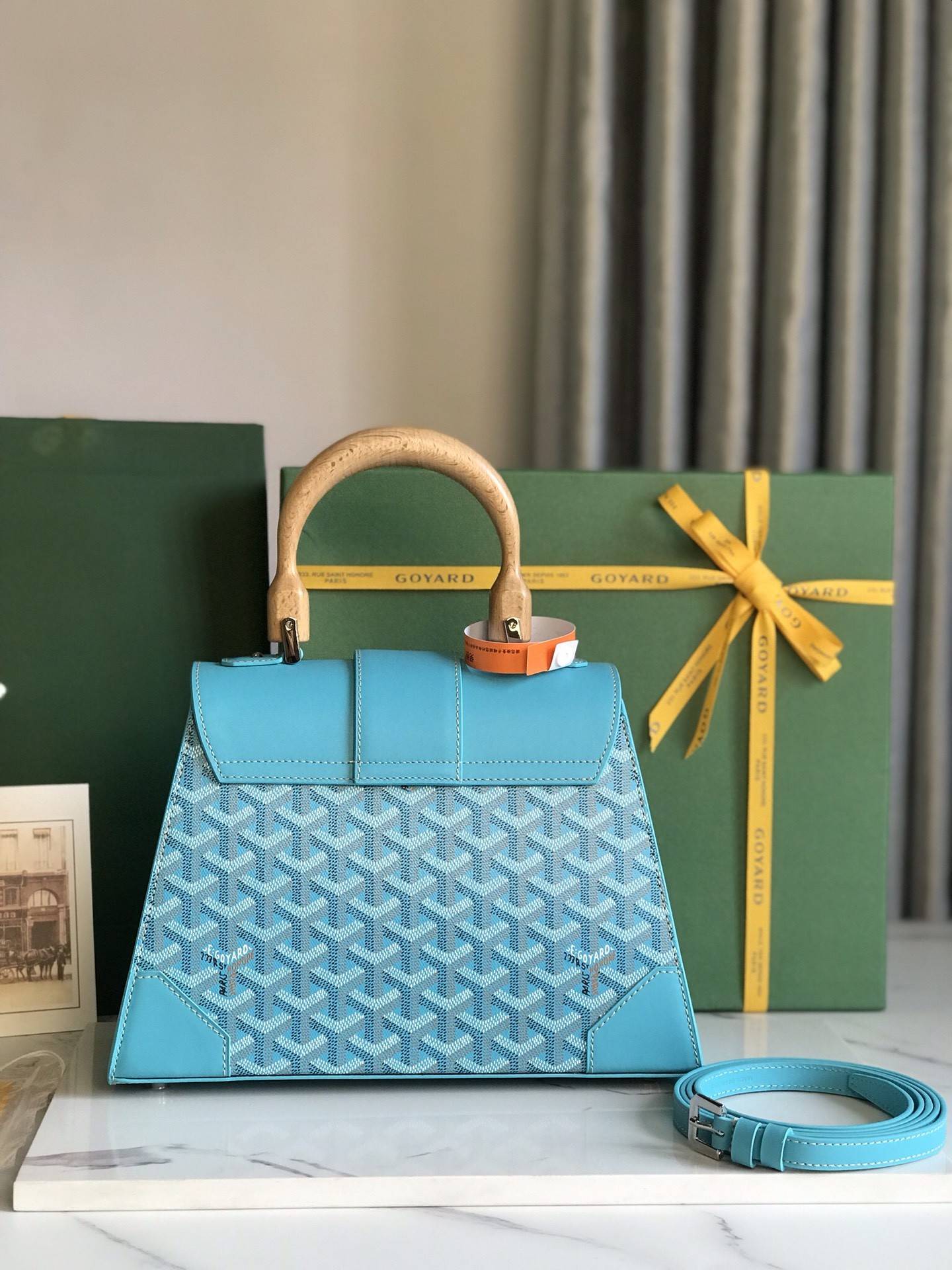 G09ard Saigon PM small bag, top quality! Size: 28 * 20 * 12cm