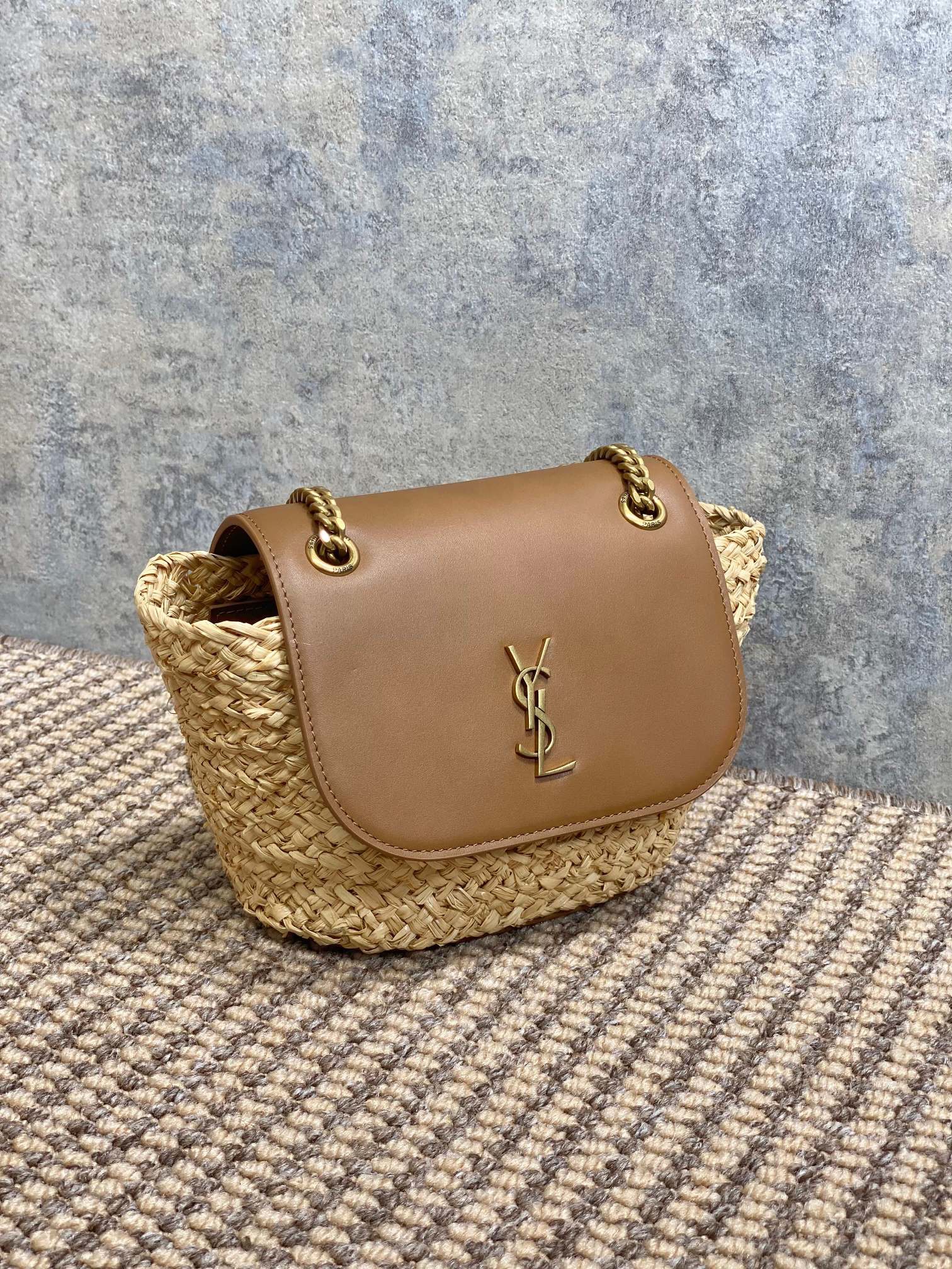 Yves Sa1nt Lau*nt straw mini MANON handmade model: 774269 size: 23x12x6