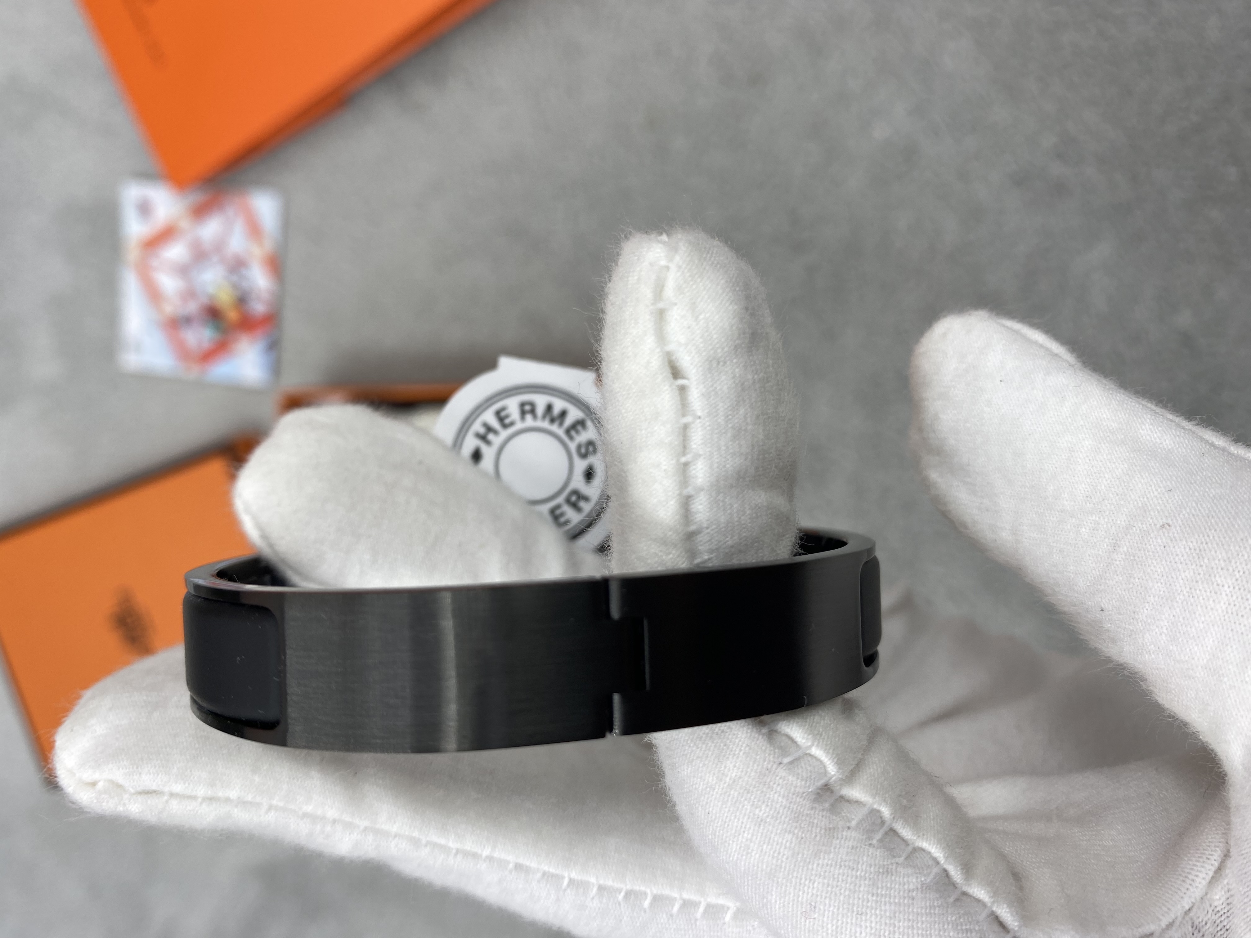 H**me5 Bracelet