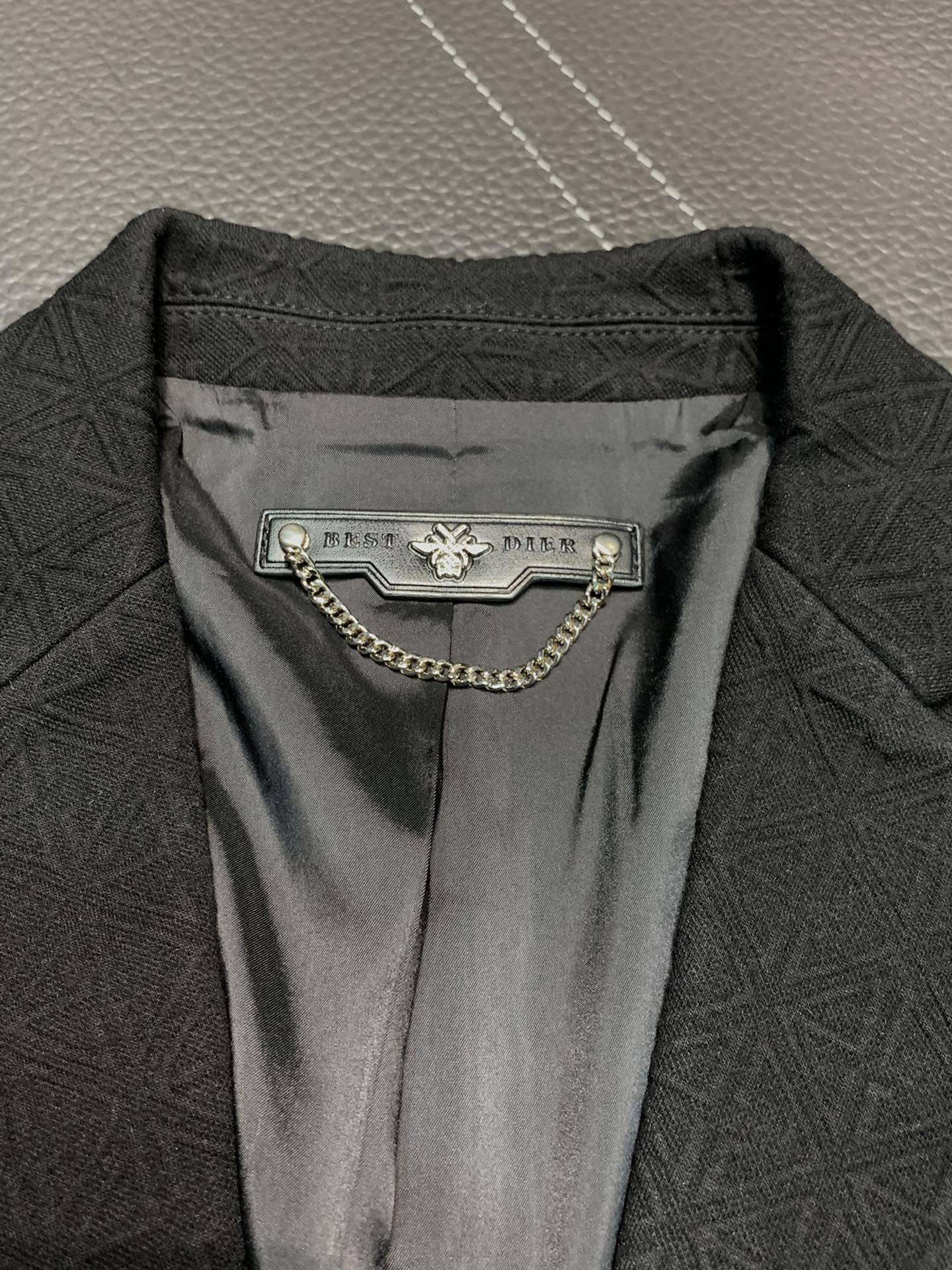 D10r casual suits