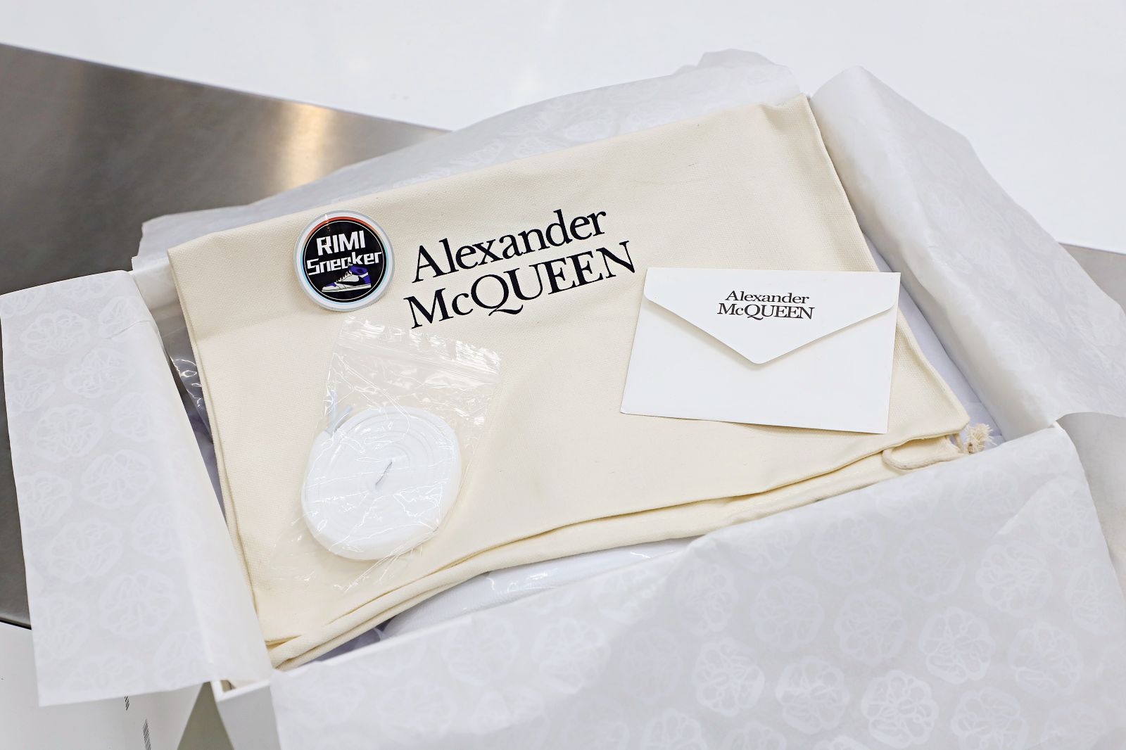 ALXNDER MC Mcqv*en PARIS PINK SUEDE HEEL