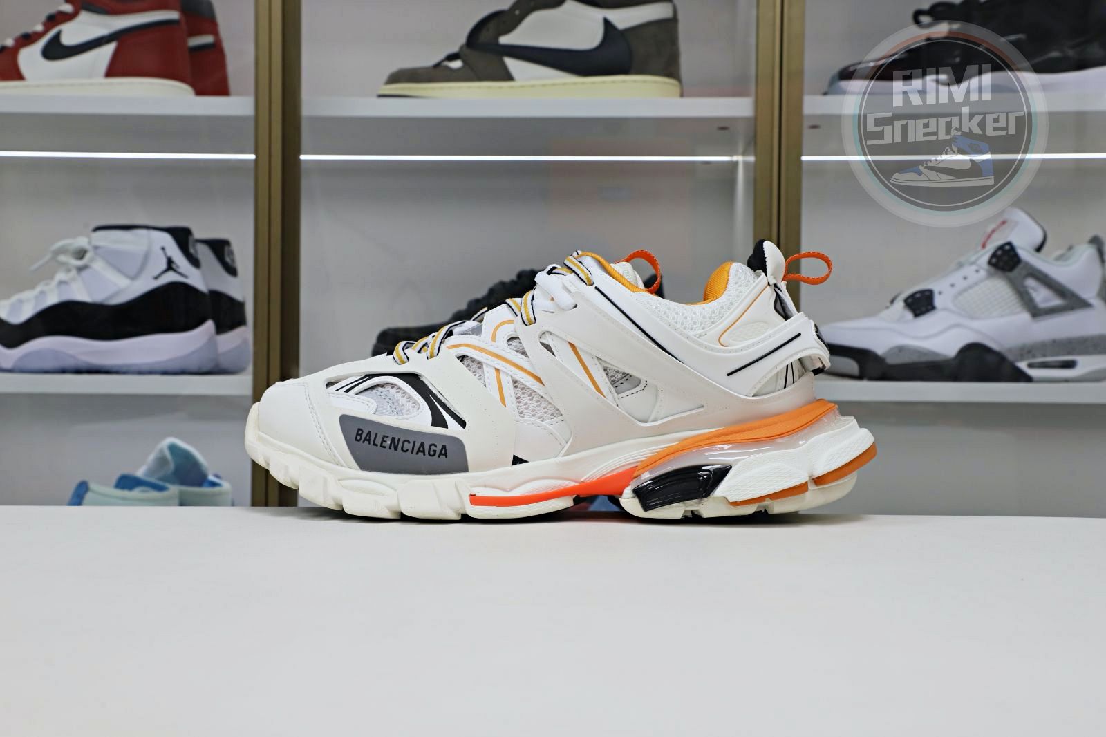 Ba1en*iaga Track(LED)