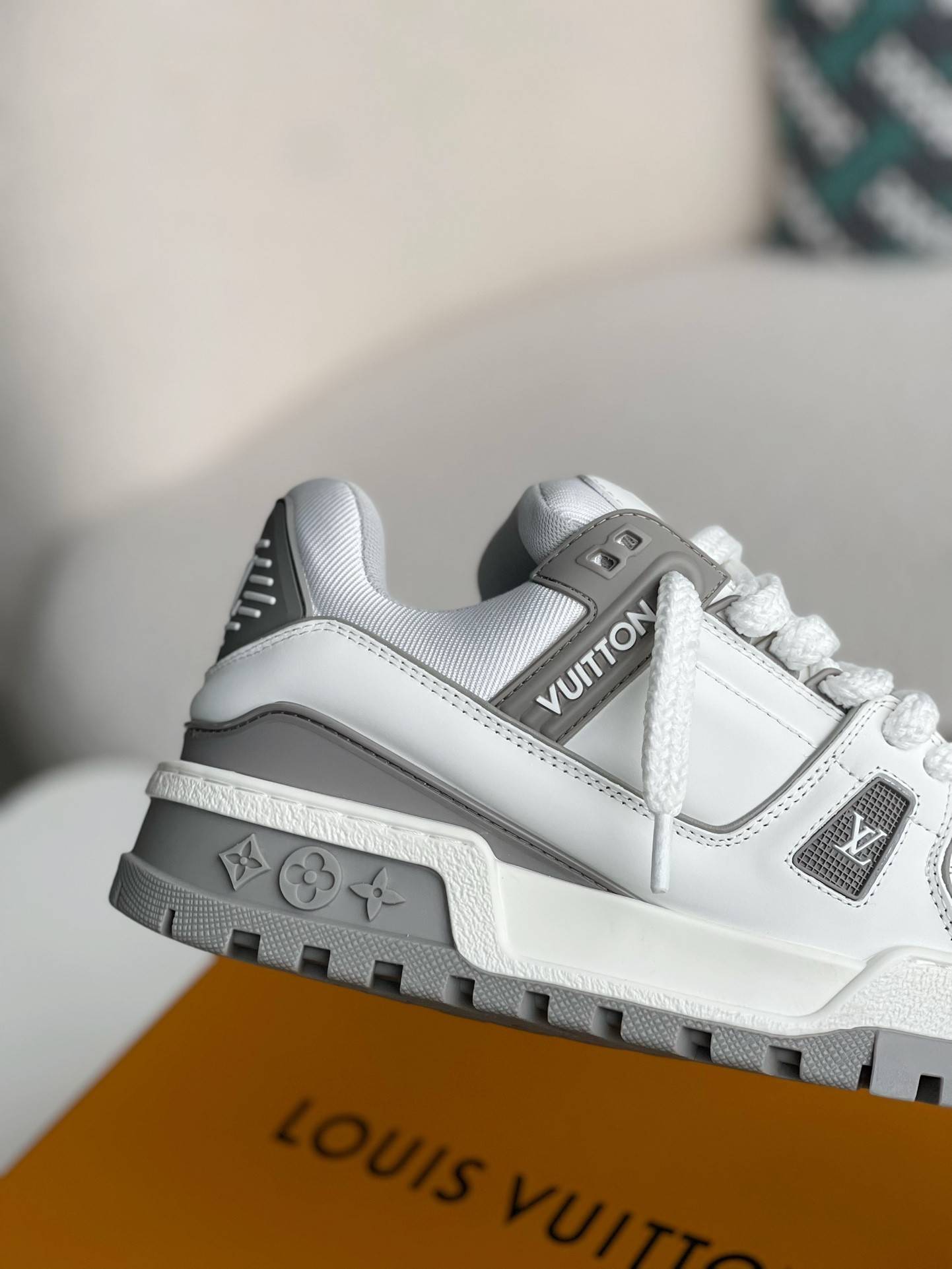 L*V TRAINER MAXI SNEAKERS