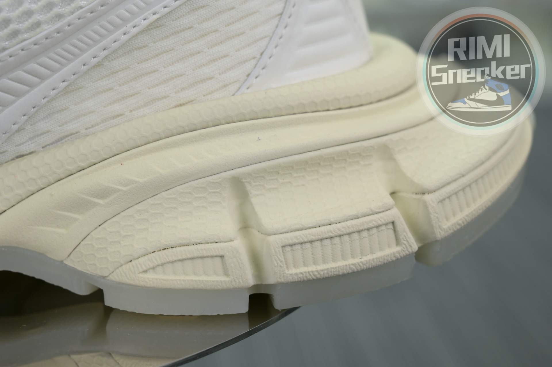 Ba1en*iaga PHANTOM SNEAKER