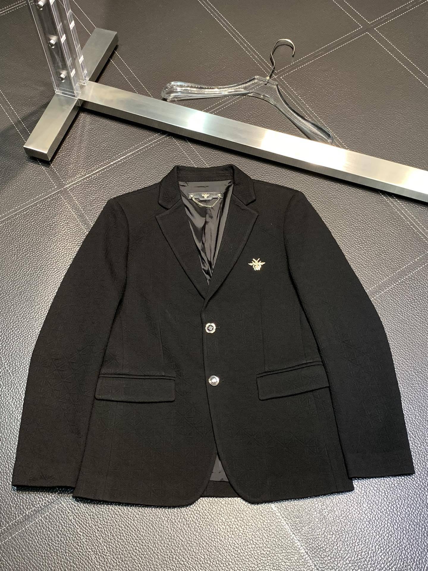 D10r casual suits