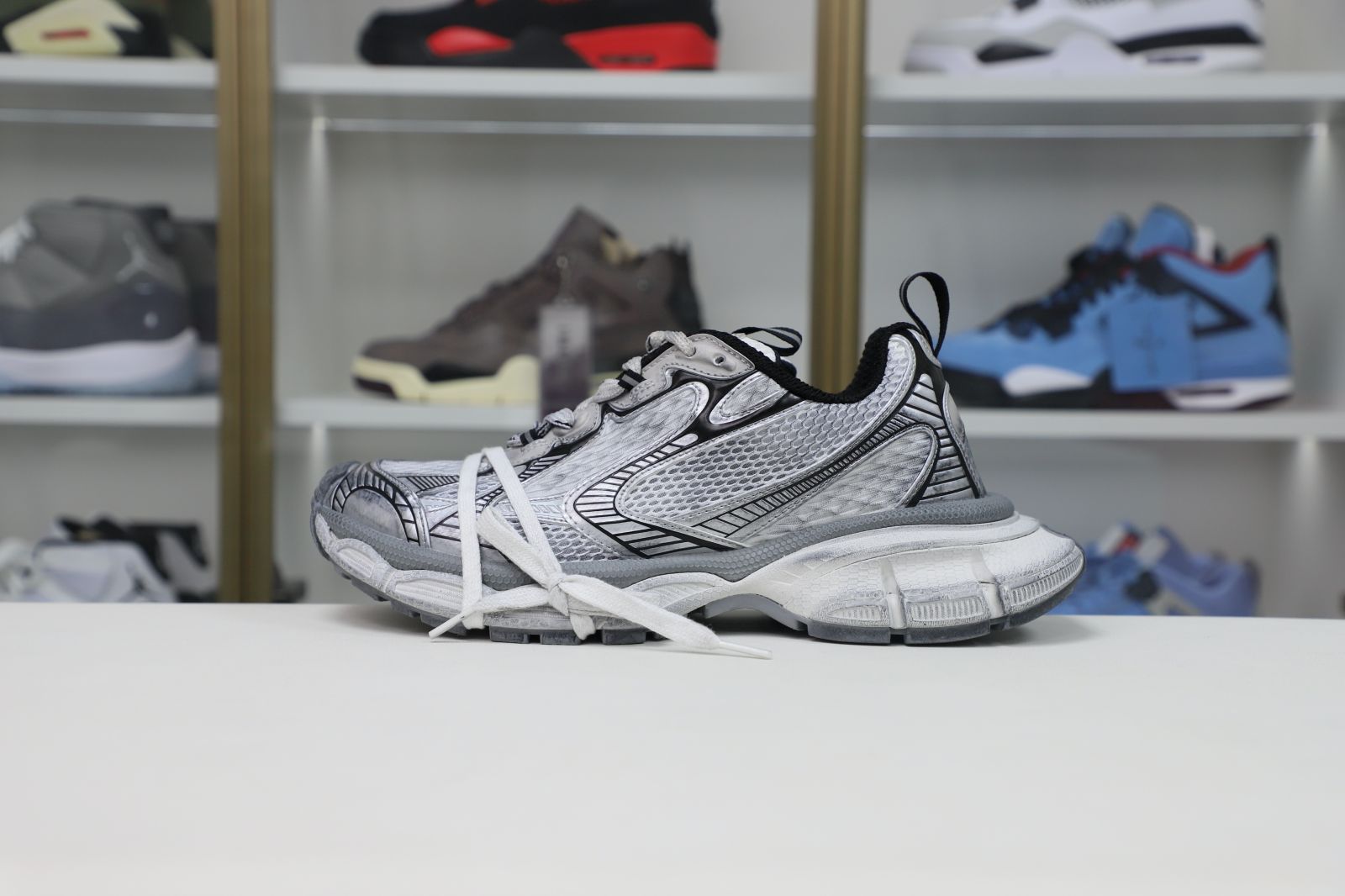 Ba1en*iaga PHANTOM SNEAKER