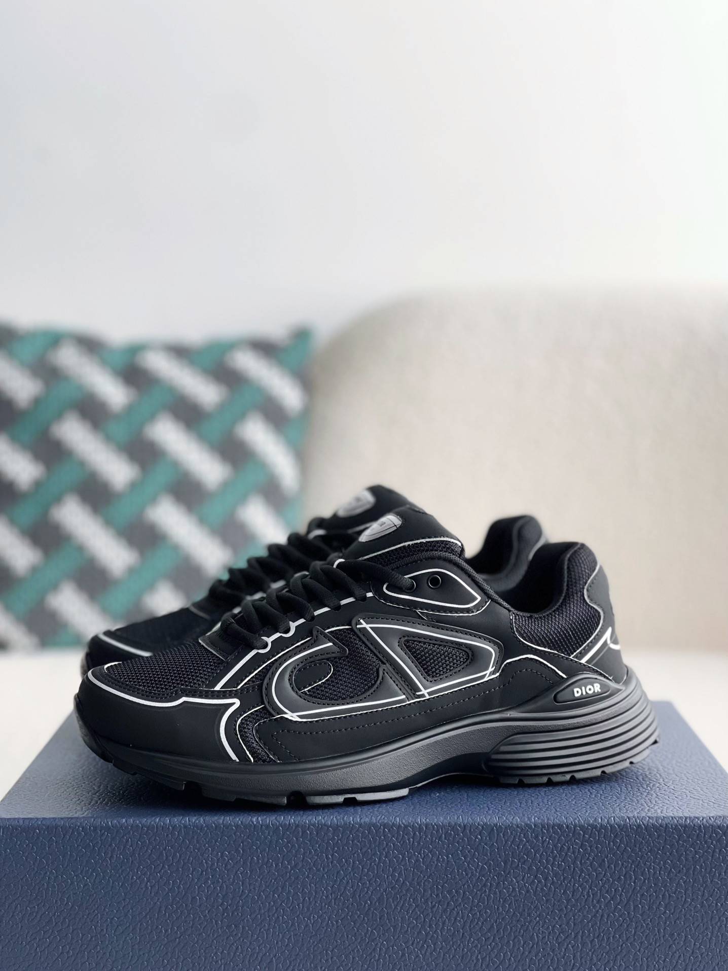 D*OR B30 New Sneaker