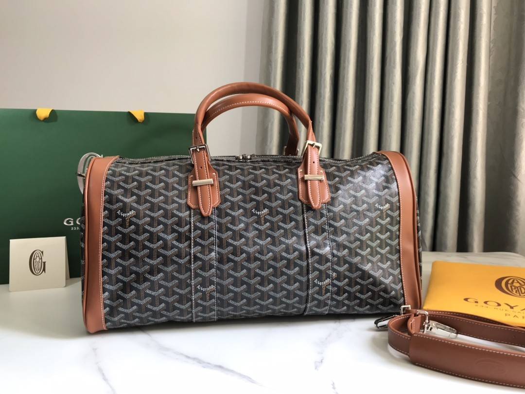G09ard travel bag fitness bag, top quality!  Size: 48 * 23 * 24cm