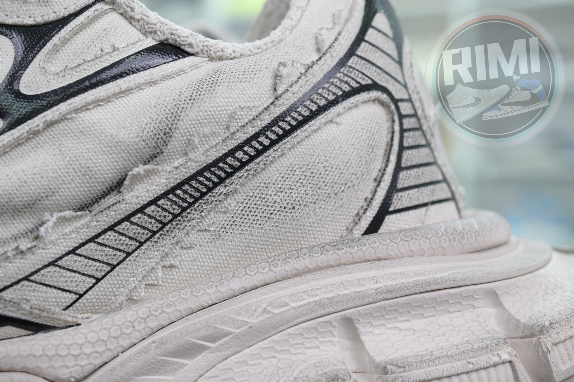 Ba1en*iaga PHANTOM SNEAKER