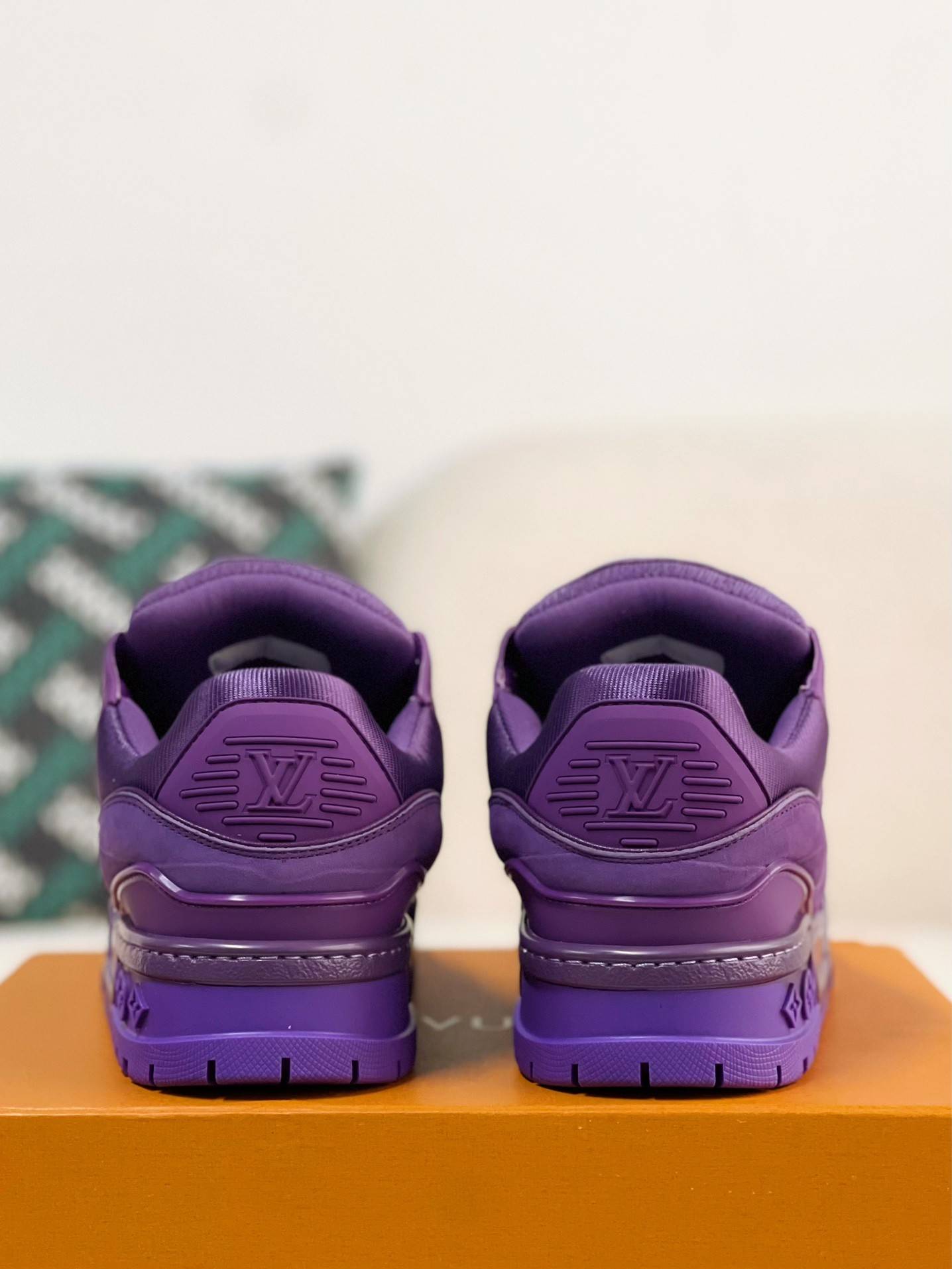 L*V TRAINER MAXI SNEAKERS