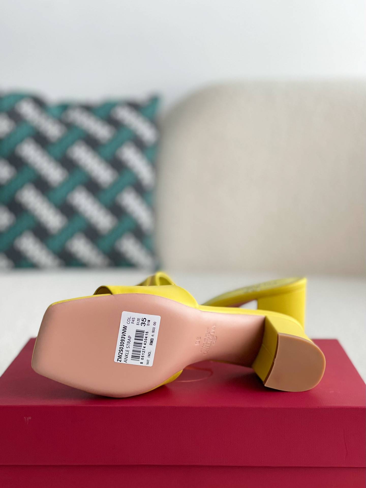 Va1e*ntin0 Summer high-heeled sandals