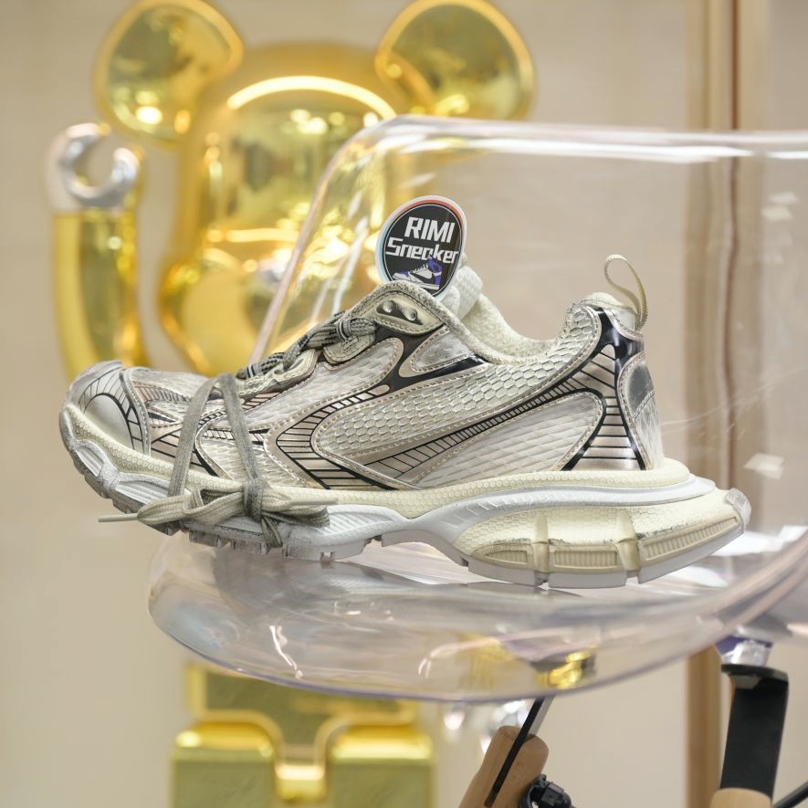 Ba1en*iaga PHANTOM SNEAKER