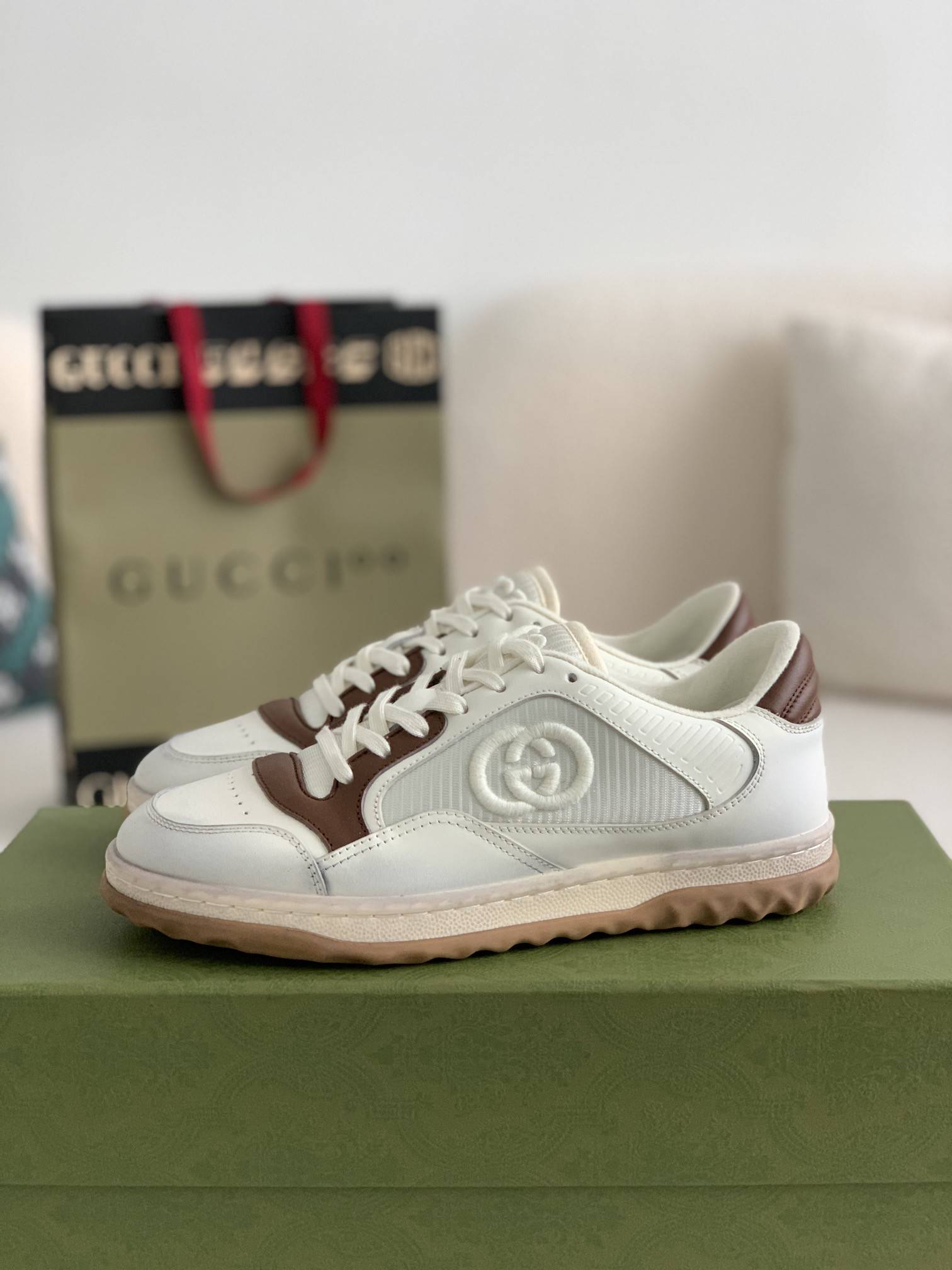GU*IMac80 Sneakers