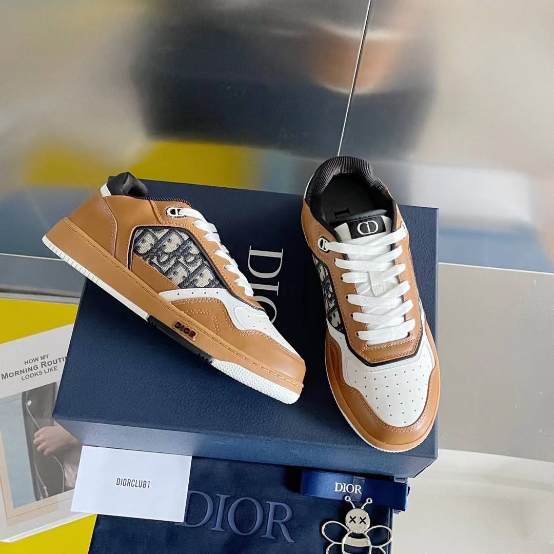 D*OR HIGH LEVEL B27 Sneaker