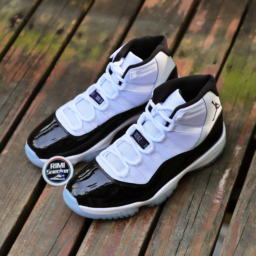 AIR JORDAN 11 RETRO