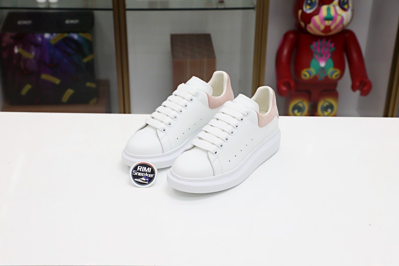 ALXNDER MC Mcqv*en PARIS PINK SUEDE HEEL