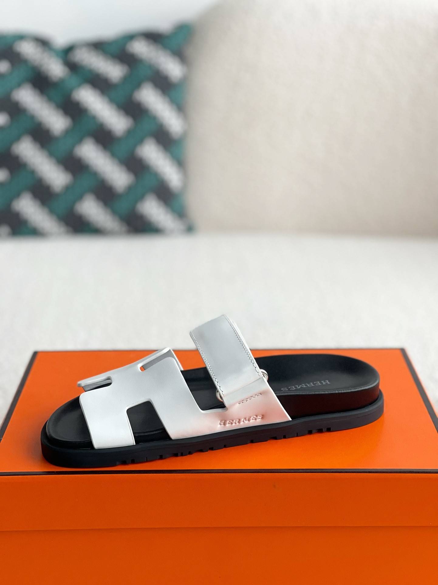 H**me5 zmir sandal