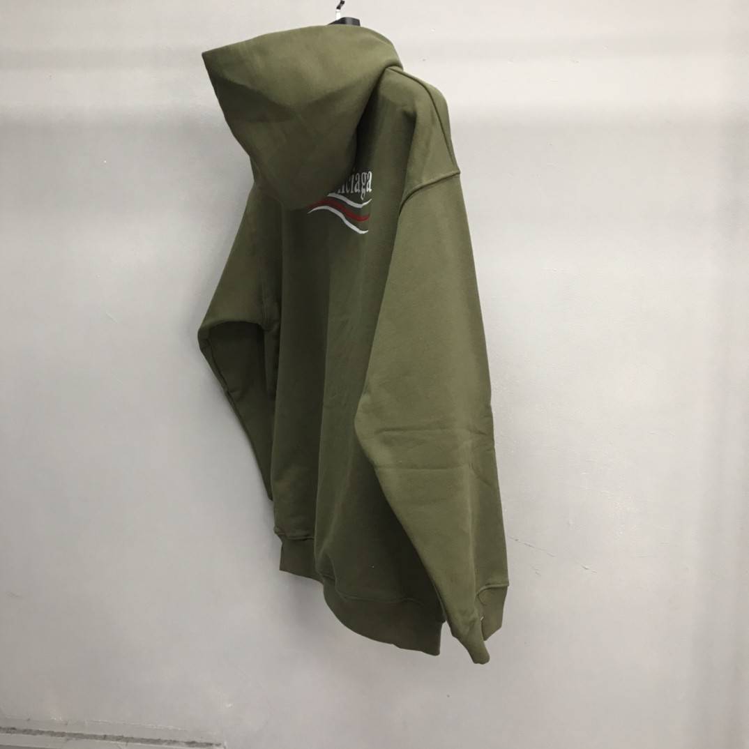 Ba1en*iaga cola lettered hoodie