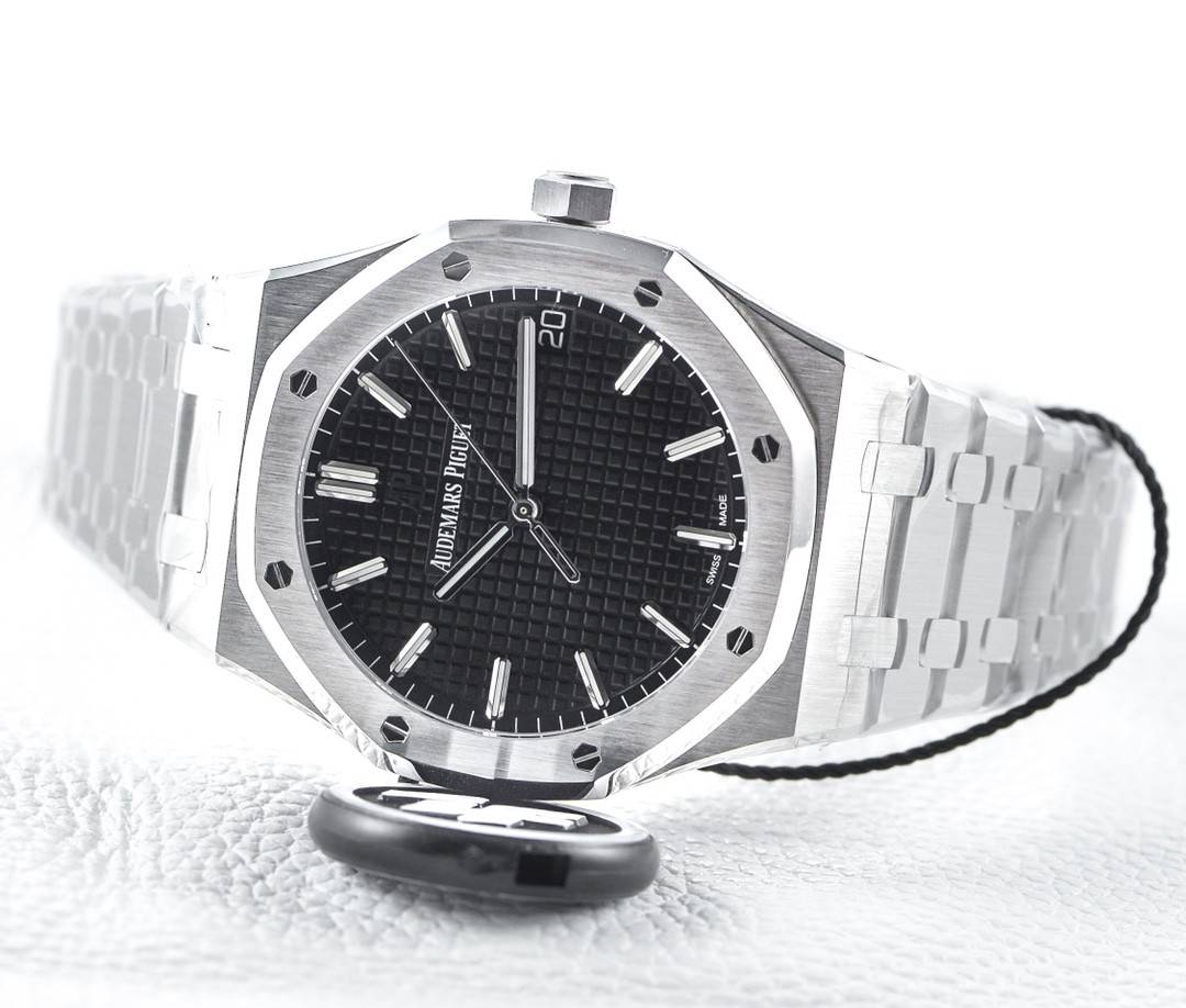Audemars P1g*et Royal Oak 15500 Series Men