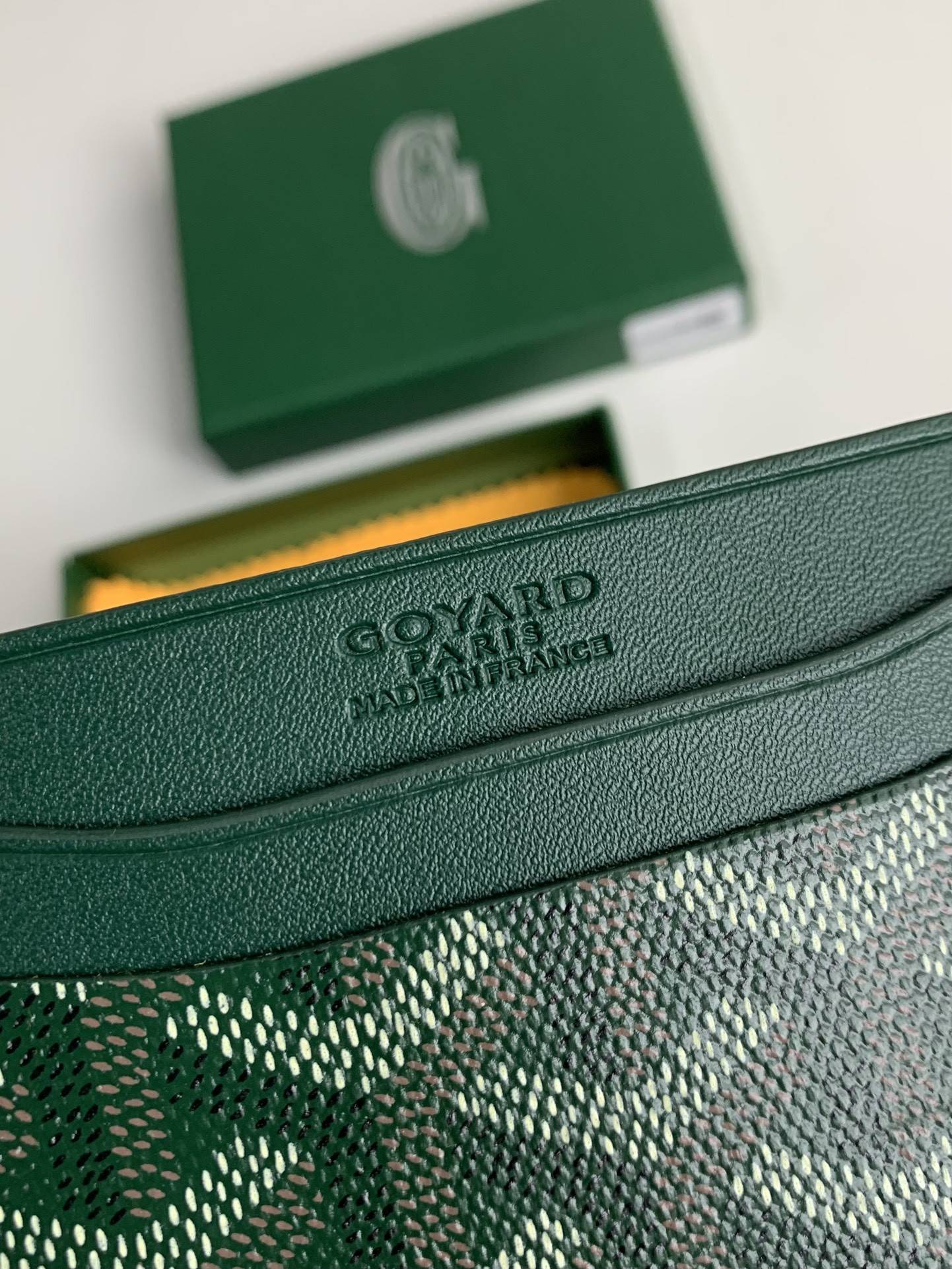 G09ard Card bag
