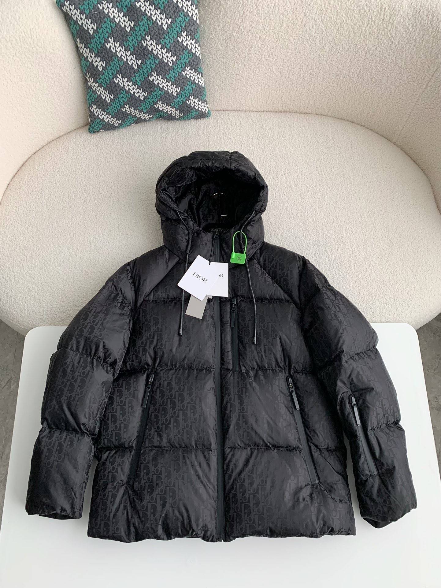 D10r Logo Printed Down Jacket