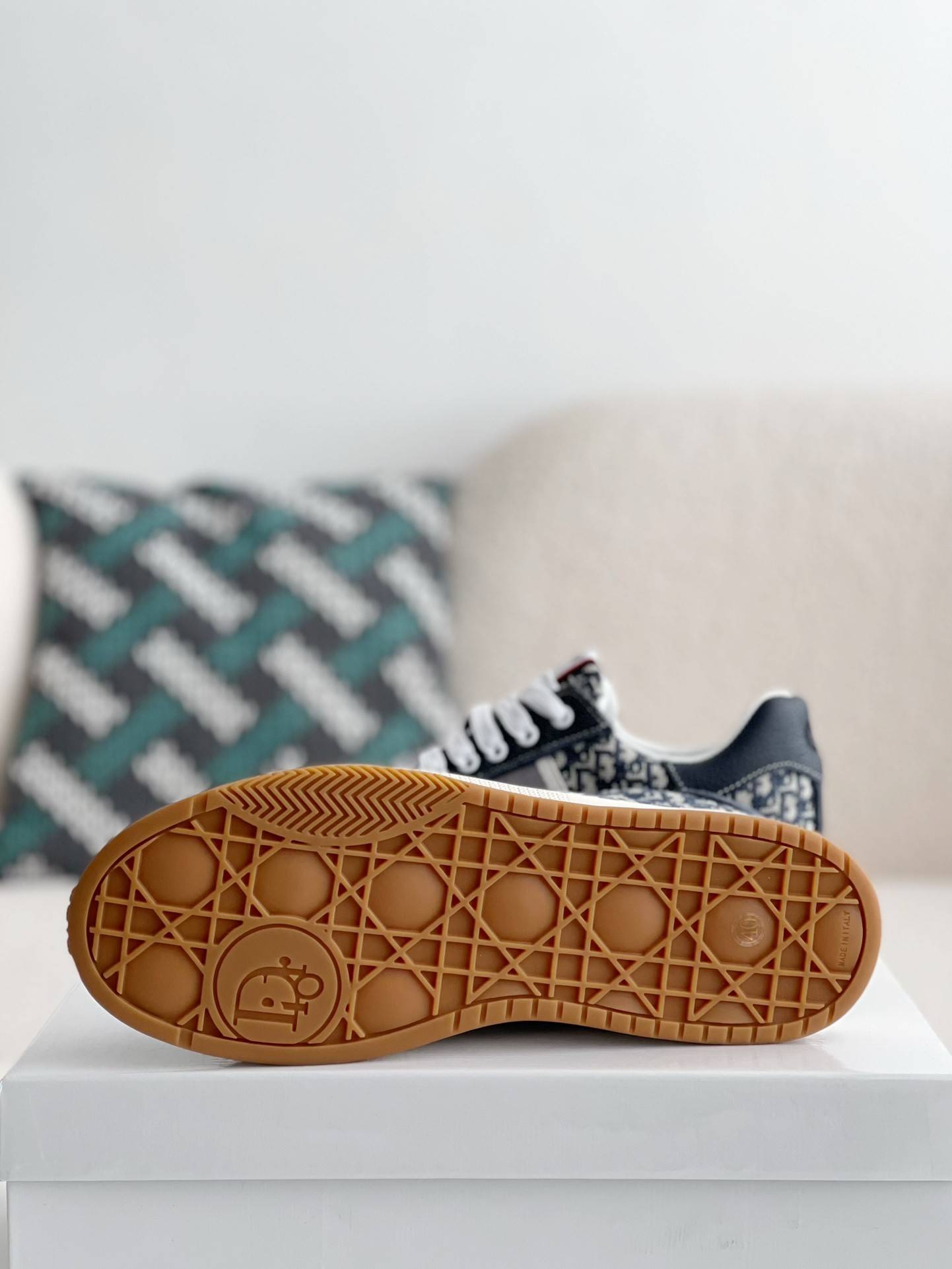 D*OR Sneakers