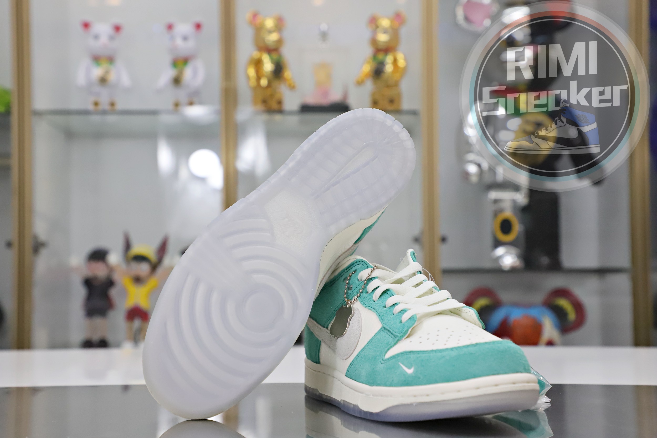 KASINA X DUNK LOW