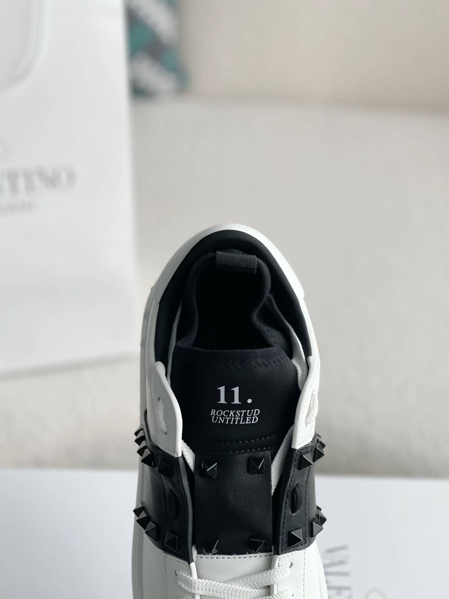 Va1e*ntin0 One Stud Sneakers